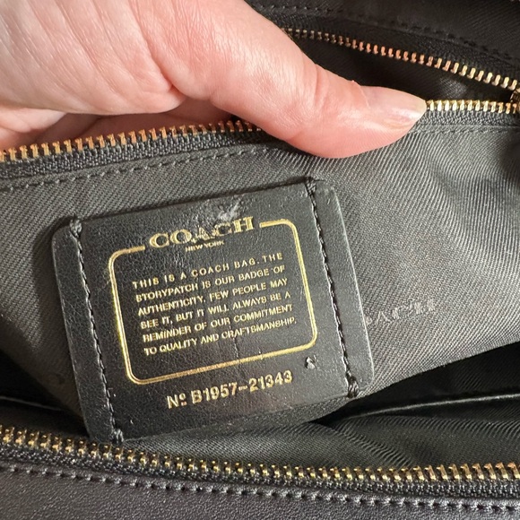 Black Coach Grace satchel with gold dowel accents - wear or repair style B1957 - Picture 6 of 12